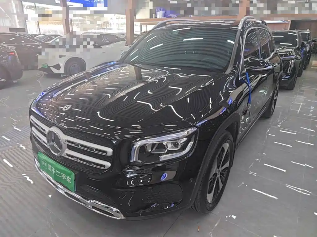 Mercedes-Benz GLB — миниатюра 2