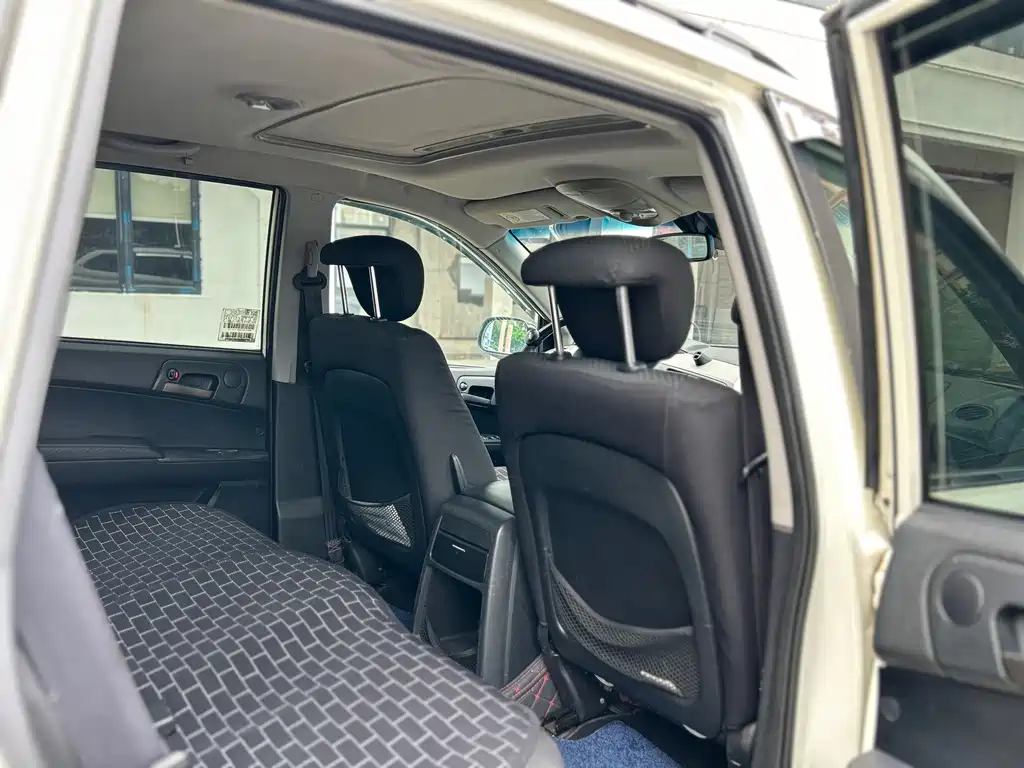 SsangYong Kyron — миниатюра 28
