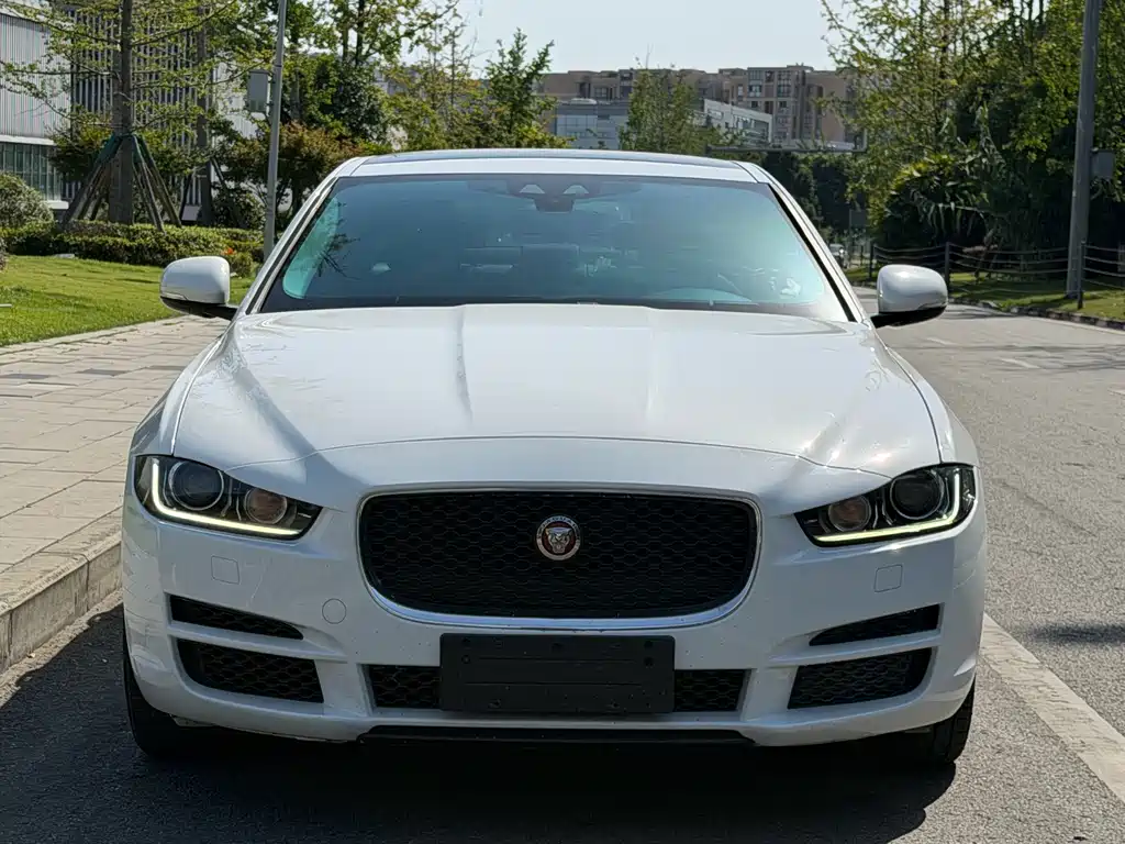 Jaguar XEL — миниатюра 2