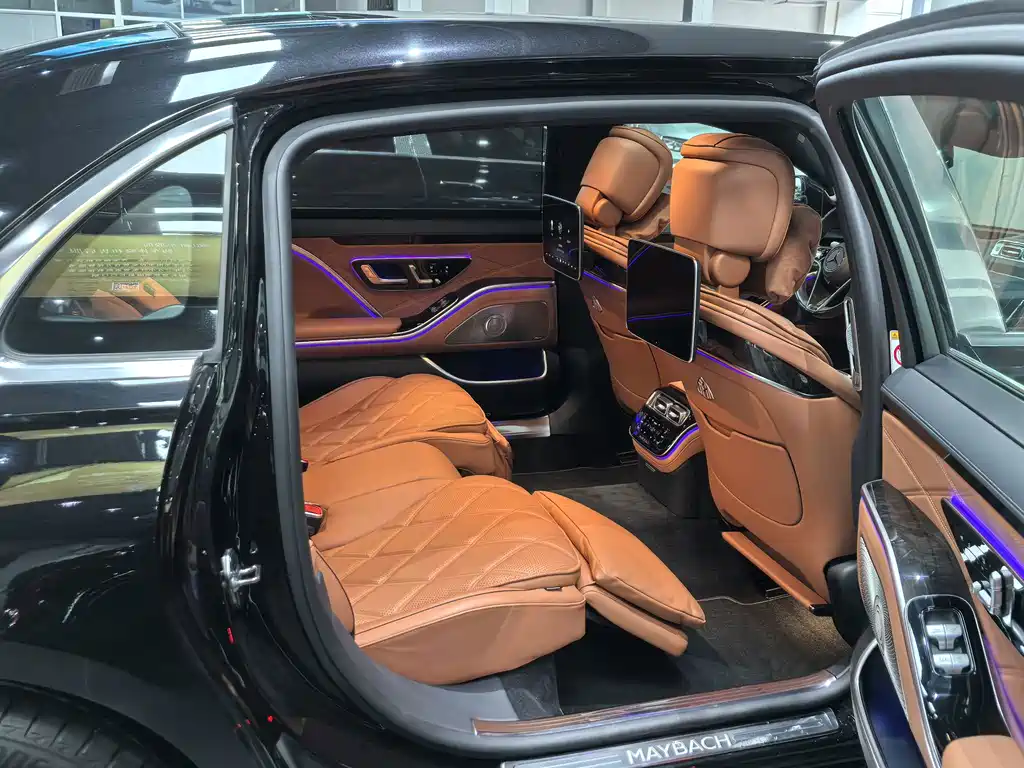 Mercedes-Benz S-Class — миниатюра 20