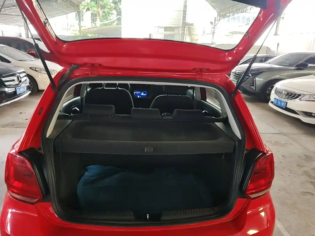Volkswagen Polo — миниатюра 22