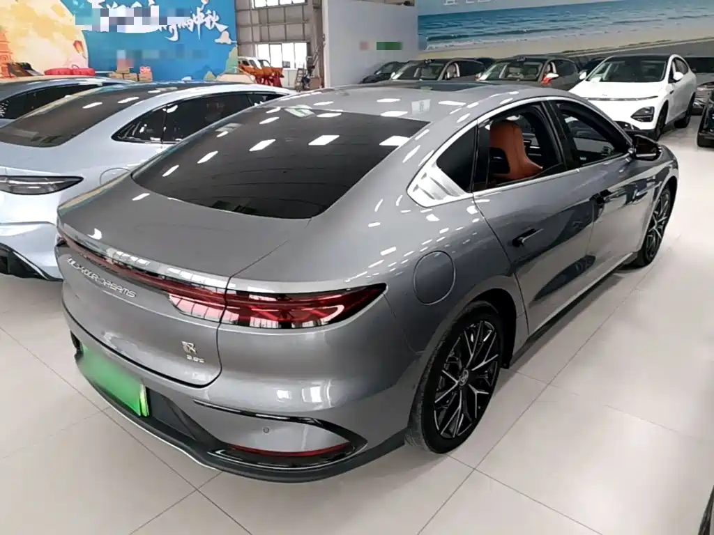 BYD Han — миниатюра 7