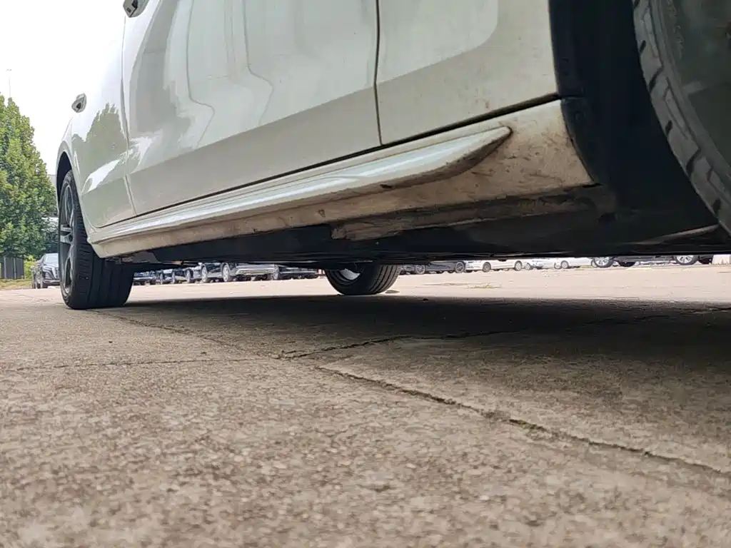 Audi A4L — миниатюра 21