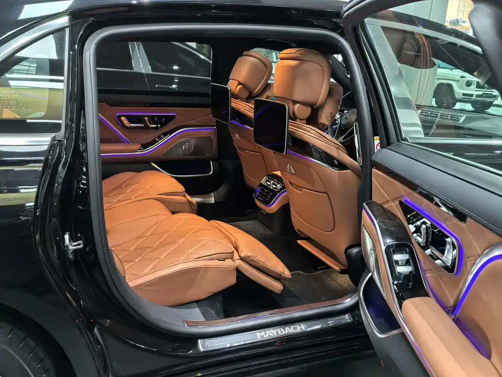 Mercedes-Benz S-Class — миниатюра 21