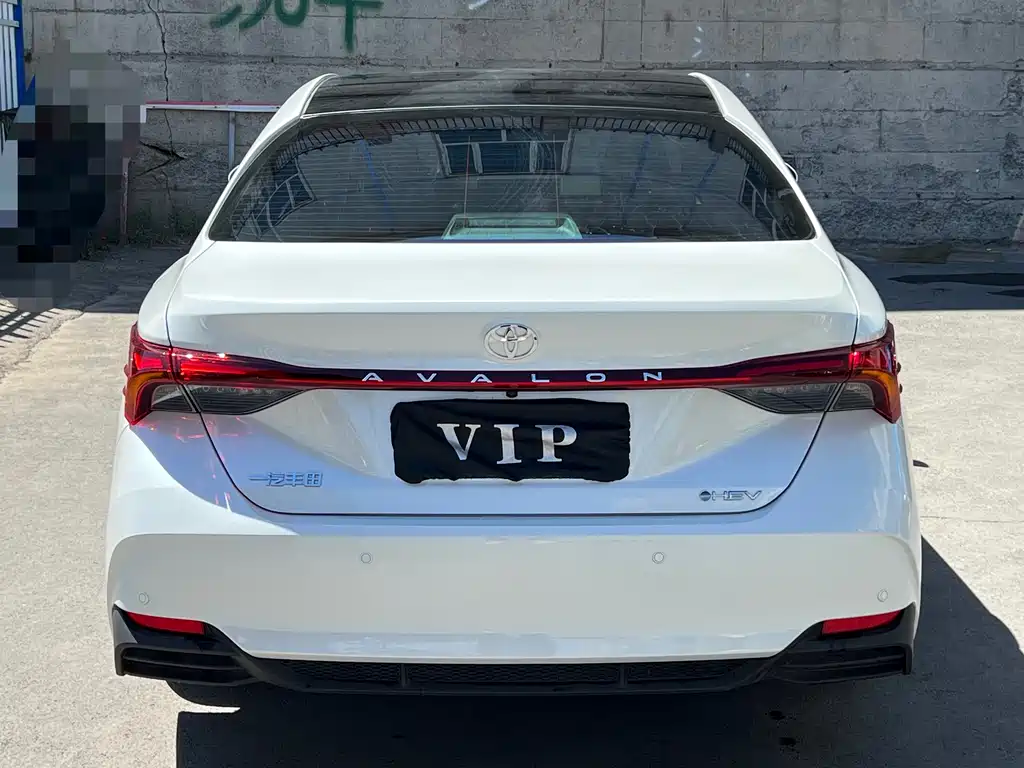 Toyota Avalon 2024 2.0L Luxury