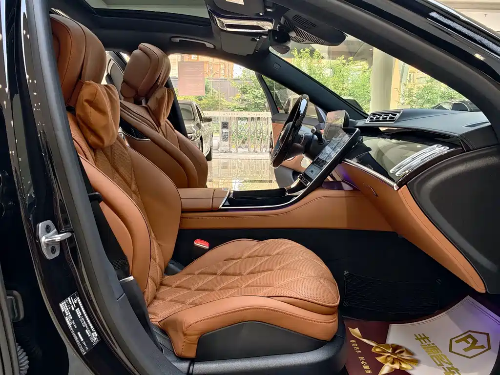Mercedes-Benz S-Class — миниатюра 7