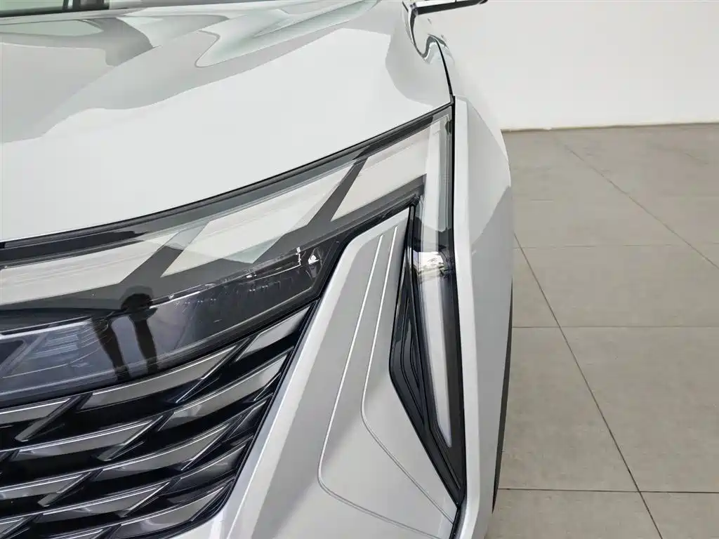 Geely Boyue L L 2023 1.5TD DCT Luxury