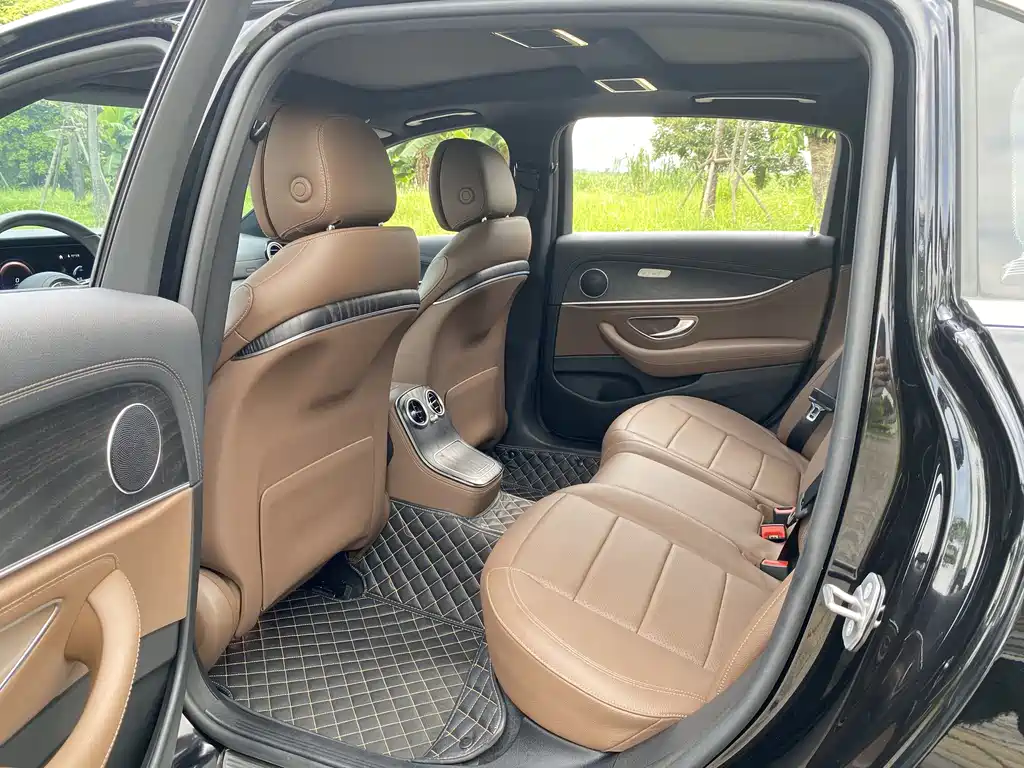 Mercedes-Benz E-Class E 2022 E 260 L Sport