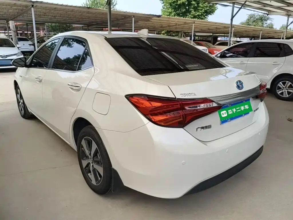Toyota Corolla Levin 2017 1.8H V E-CVT Luxury VI