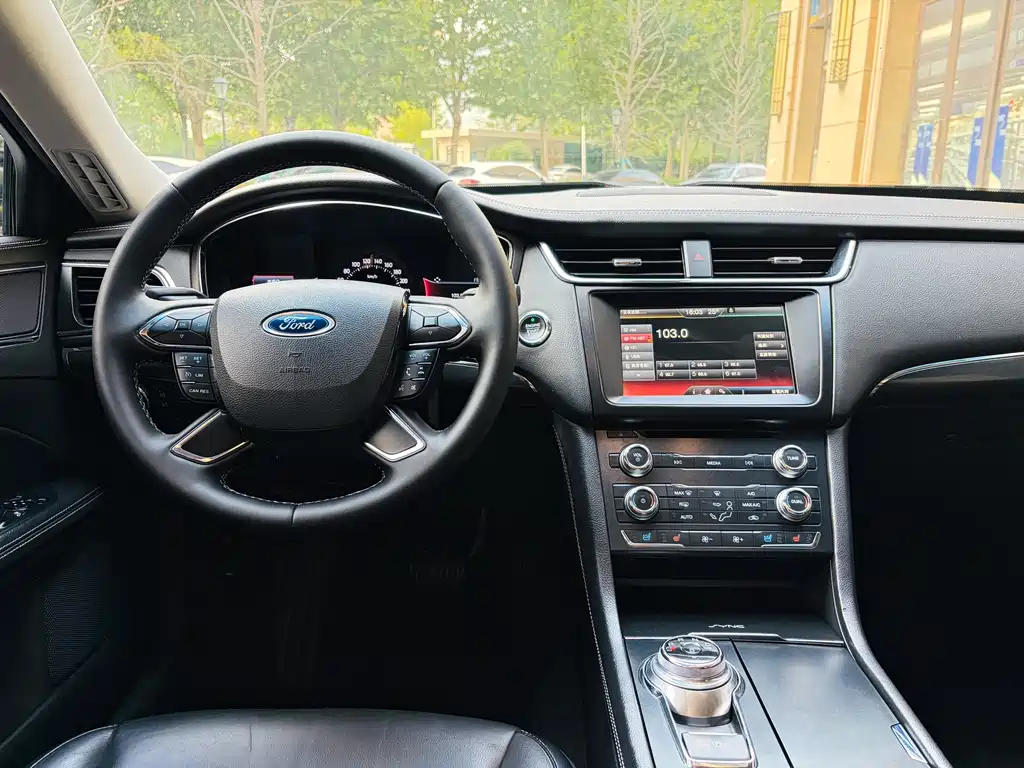 Ford Taurus — миниатюра 14