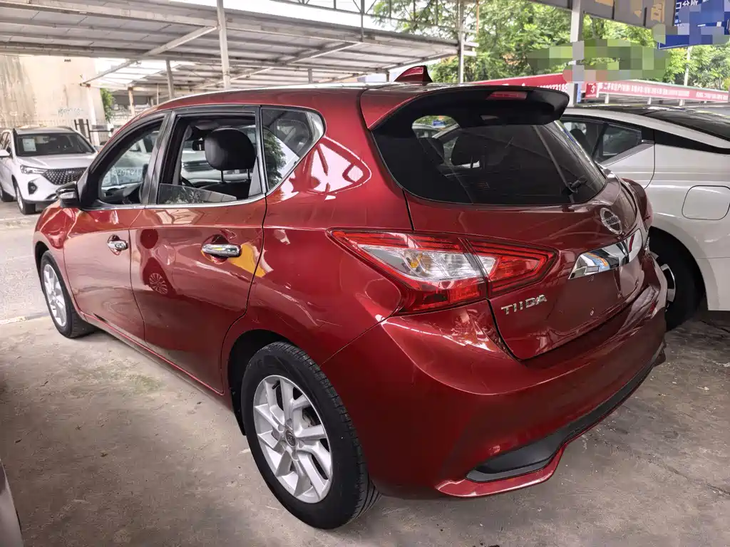 Nissan Tiida 2021 1.6L CVT