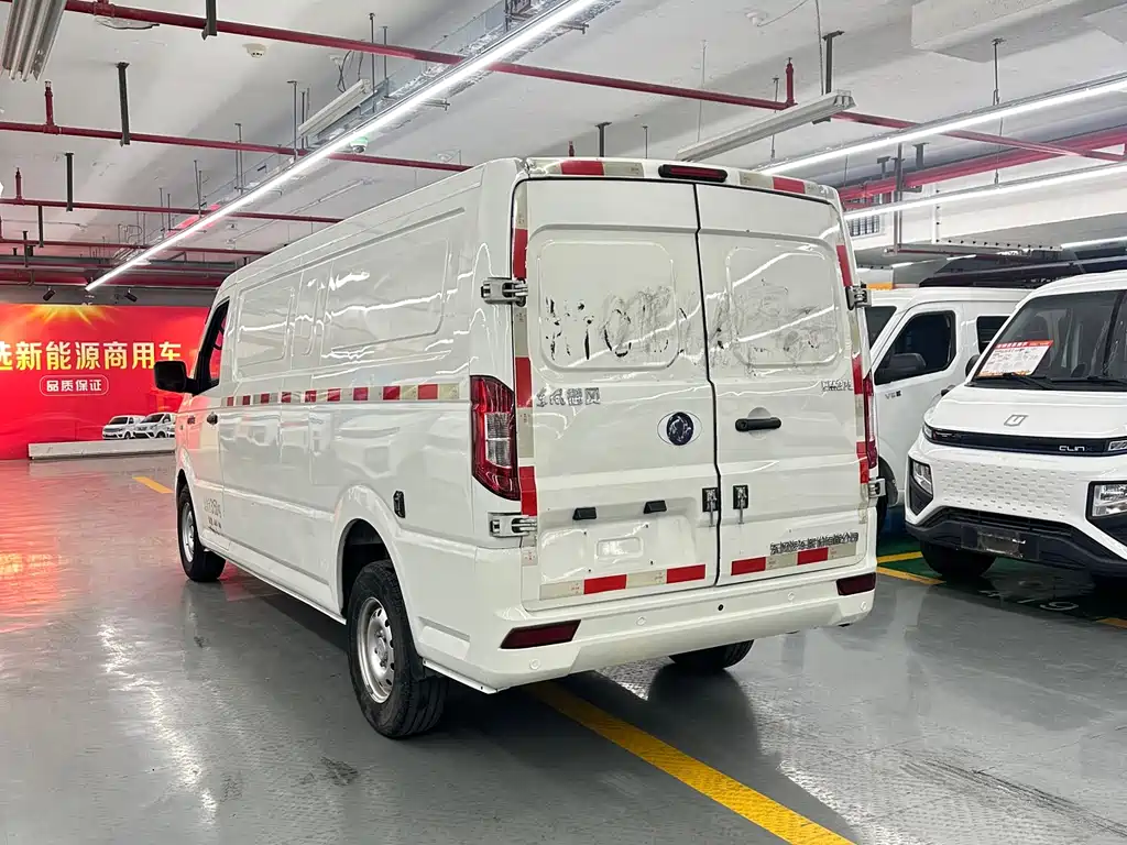 DONGFENG YUFENG EM27