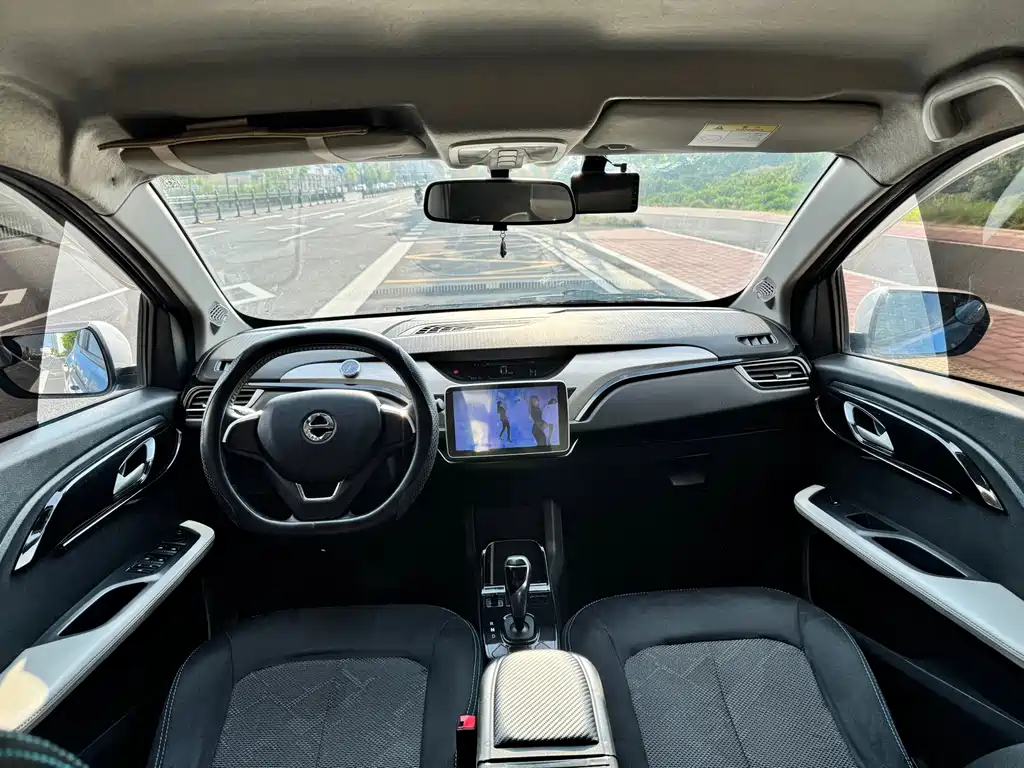 JMEV EV3 — миниатюра 8