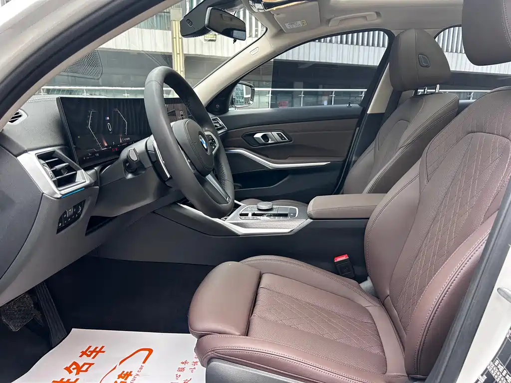 BMW 3 Series — миниатюра 10