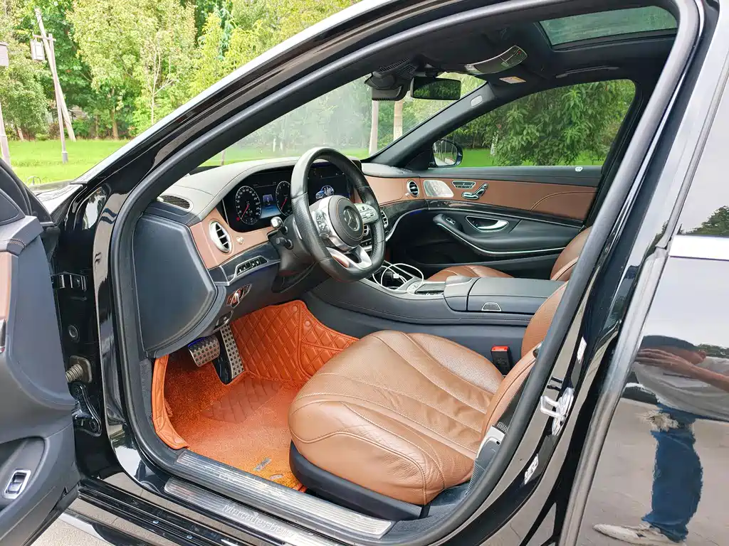 Mercedes-Benz S-Class — миниатюра 8
