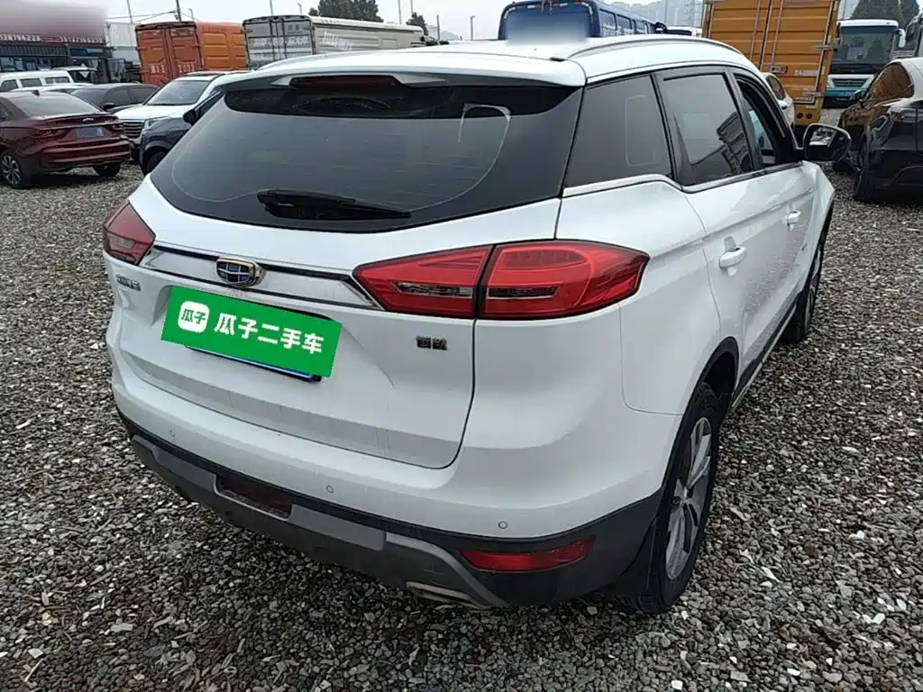 Geely Boyue — миниатюра 7