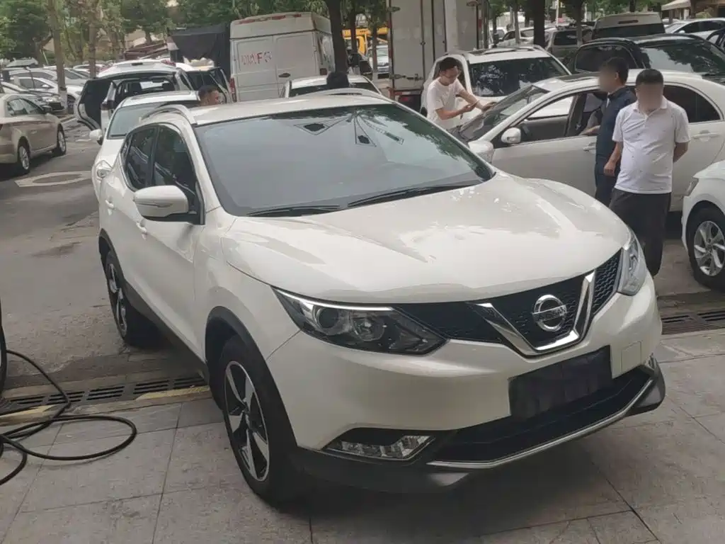 Nissan Qashqai — миниатюра 4