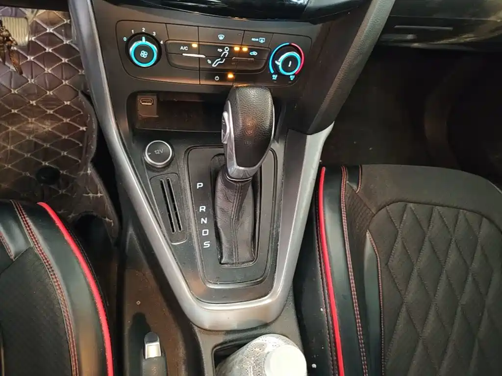 Ford Focus — миниатюра 14