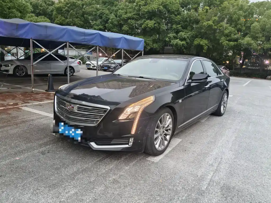 Купить Cadillac CT6