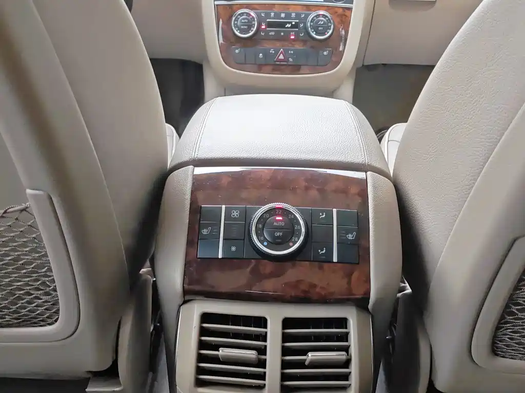 Mercedes-Benz R-Class — миниатюра 14