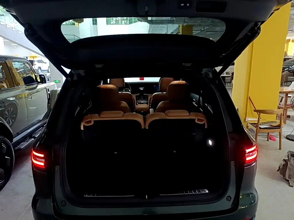 Li Auto Li ONE — миниатюра 19