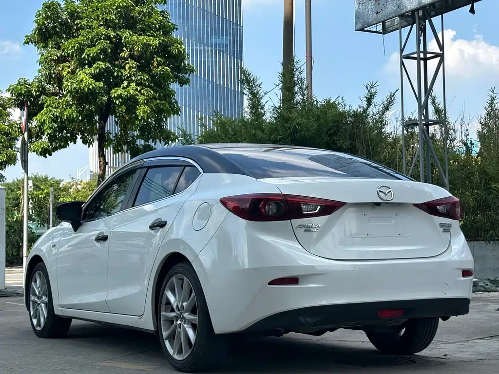 Mazda 3 Axela — миниатюра 7