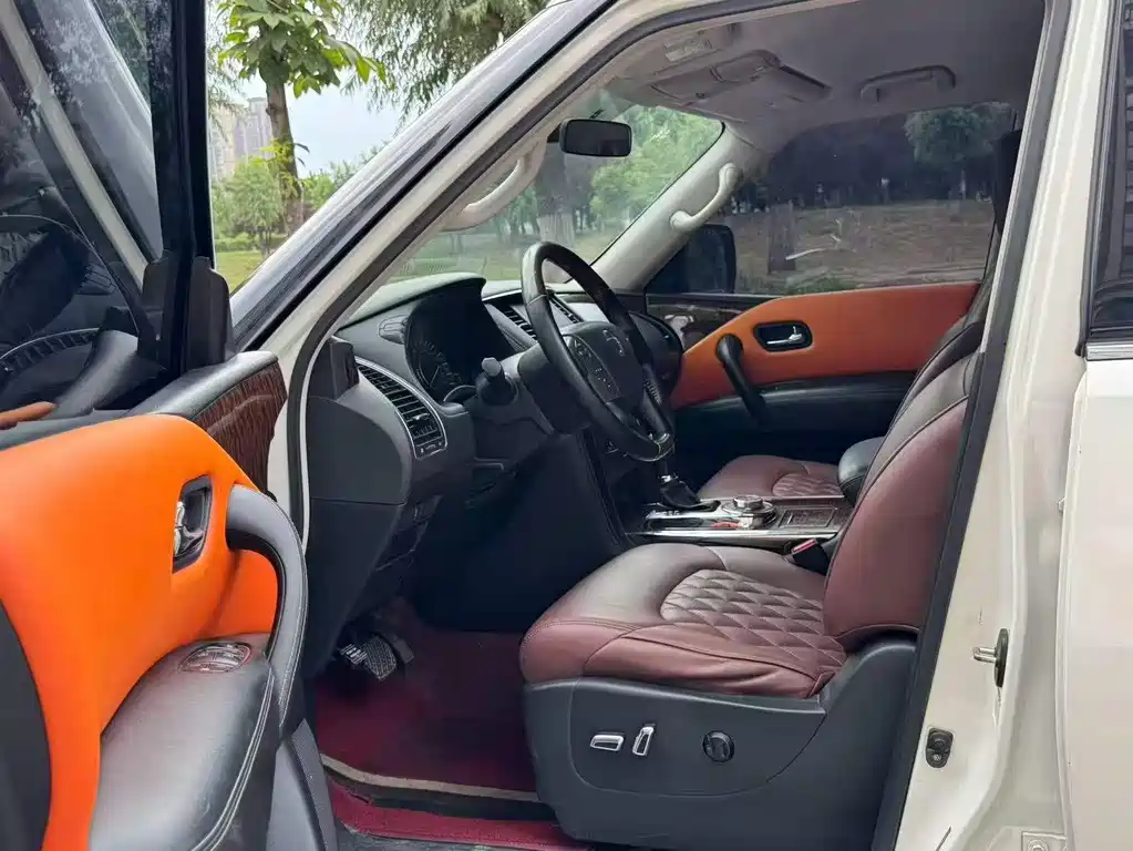 Nissan Patrol — миниатюра 4