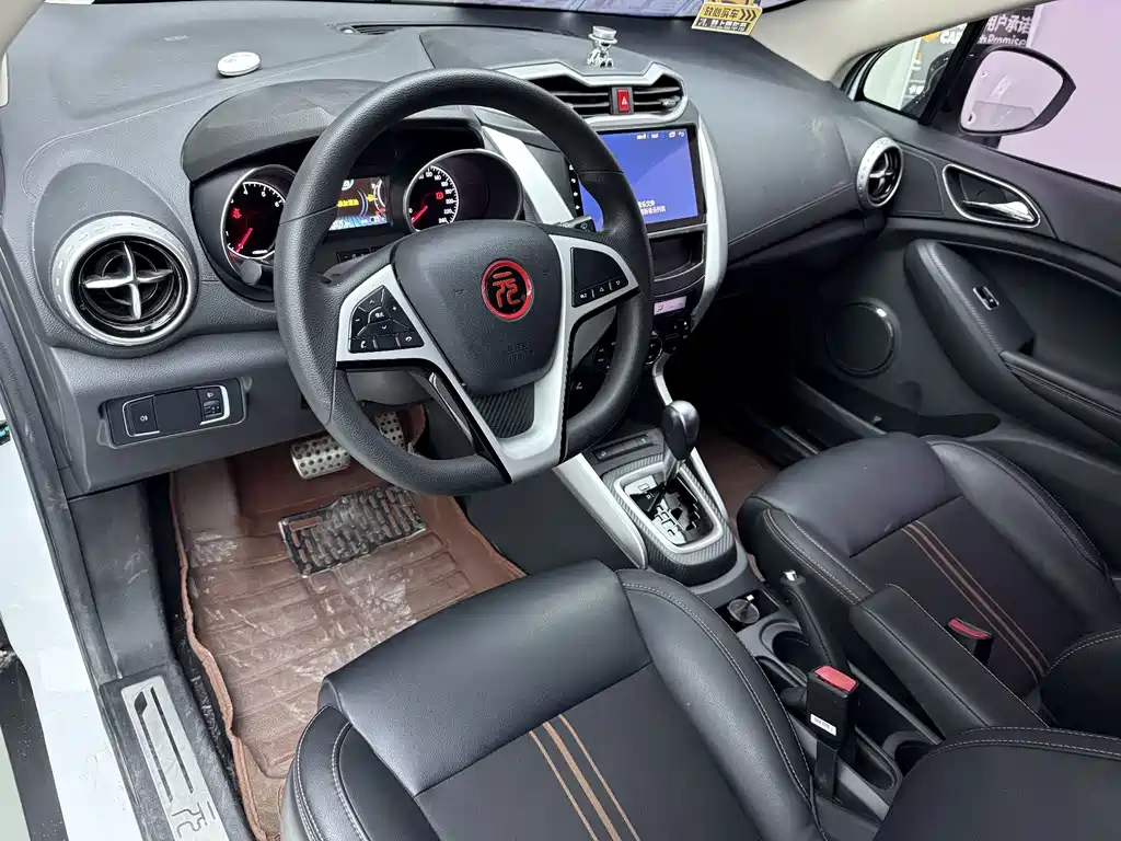 BYD Yuan — миниатюра 4