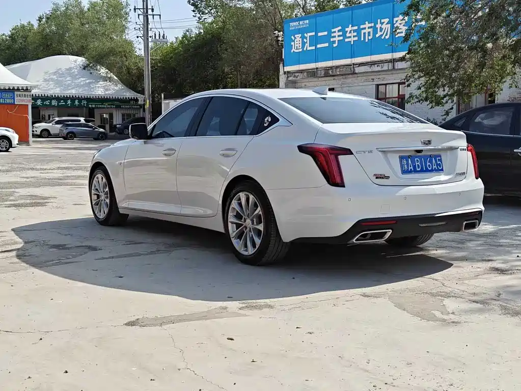 CADILLAC CT5