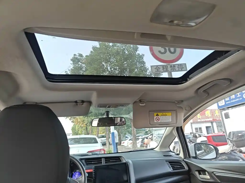 Honda Fit — миниатюра 18