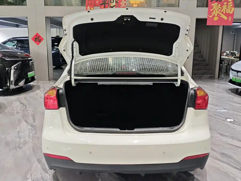 Kia K3 — миниатюра 16
