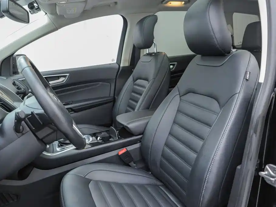 Ford Edge — миниатюра 7