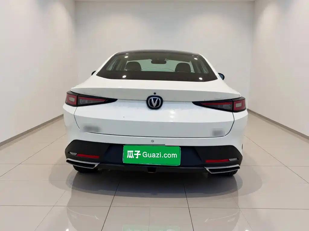 Changan Eado — миниатюра 5