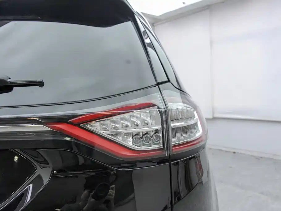 Ford Edge — миниатюра 16