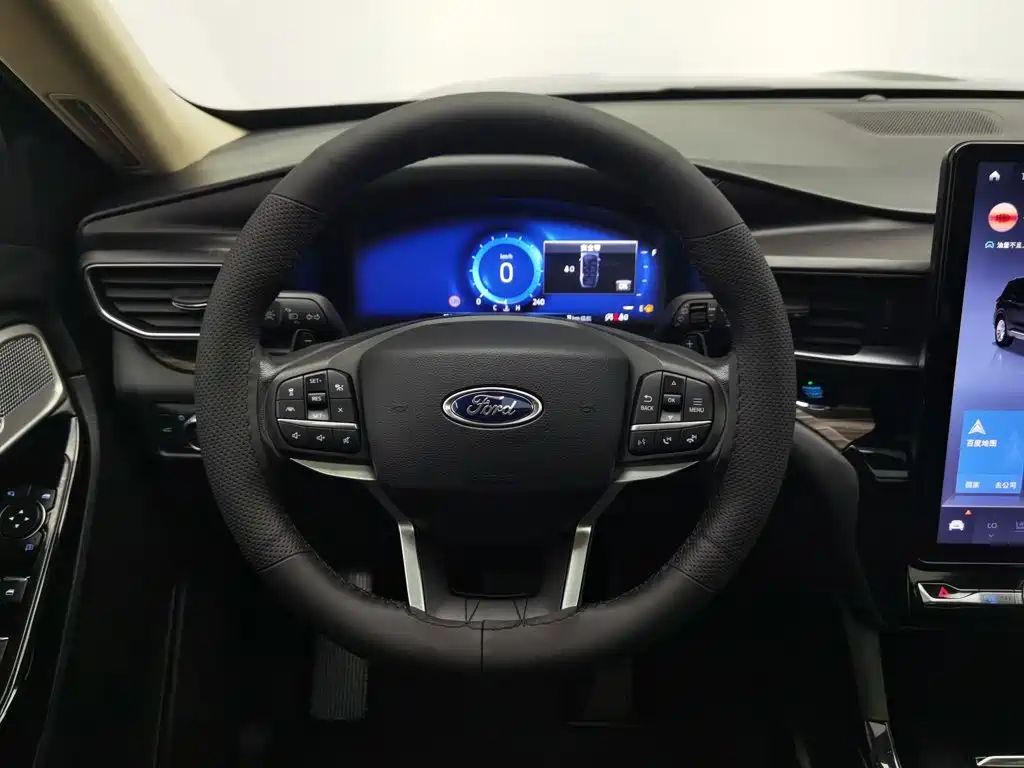 Ford Explorer — миниатюра 11