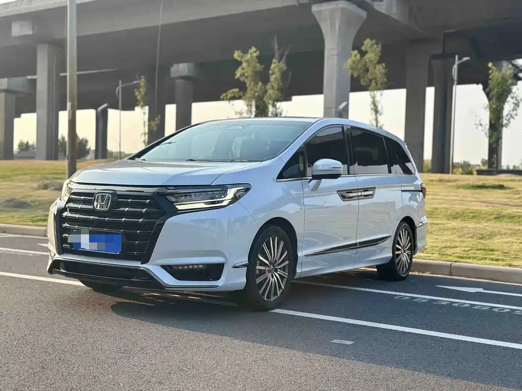 Honda Elysion — миниатюра 3