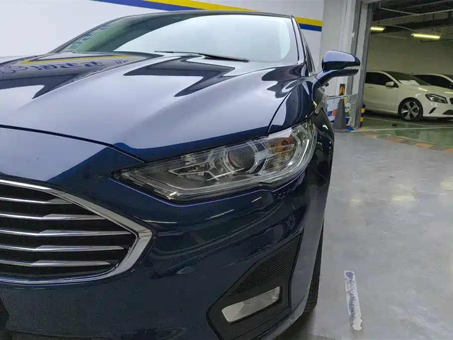 Ford Mondeo 2020 EcoBoost 180 Fashion
