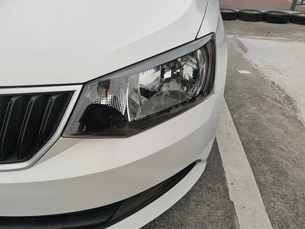 Skoda Fabia — миниатюра 24