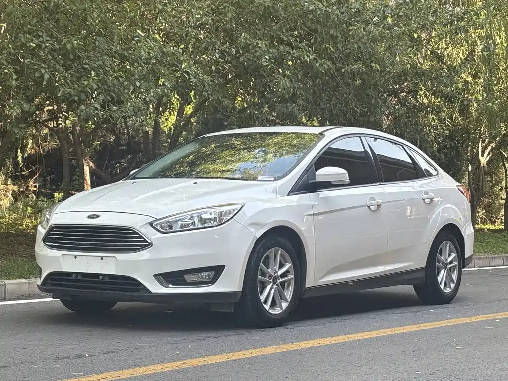 Ford Focus 2017 Sedan 1.6L Auto Elegant Type Smart Drive Edition
