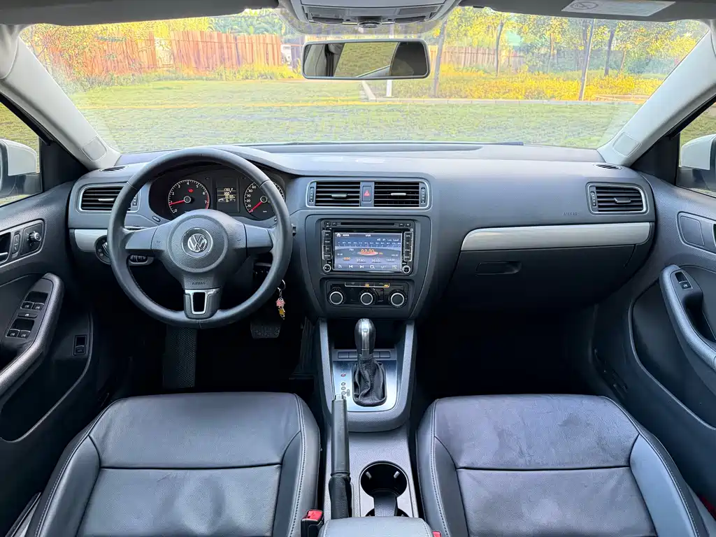 Volkswagen Sagitar — миниатюра 7