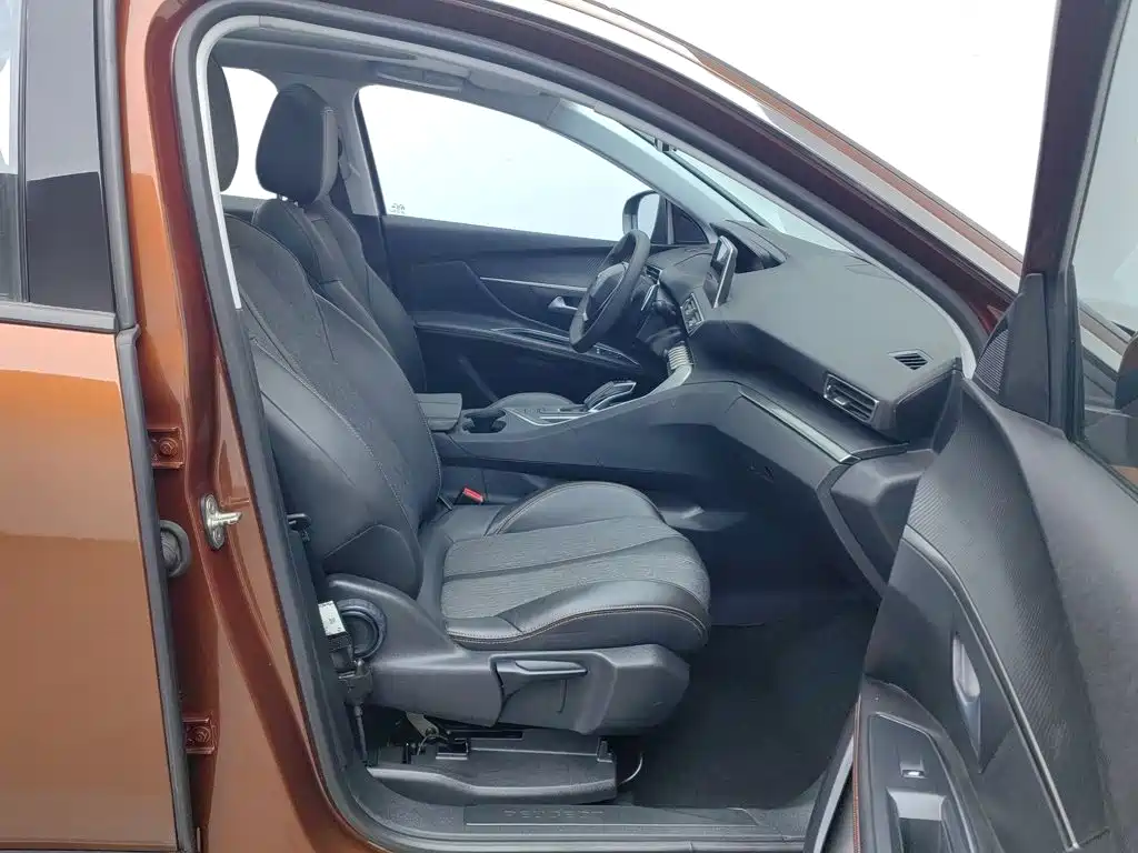 Peugeot 4008 — миниатюра 23
