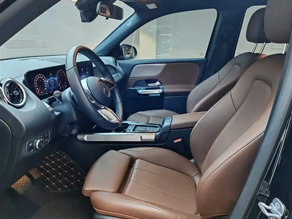 Mercedes-Benz GLB 2024 GLB 200