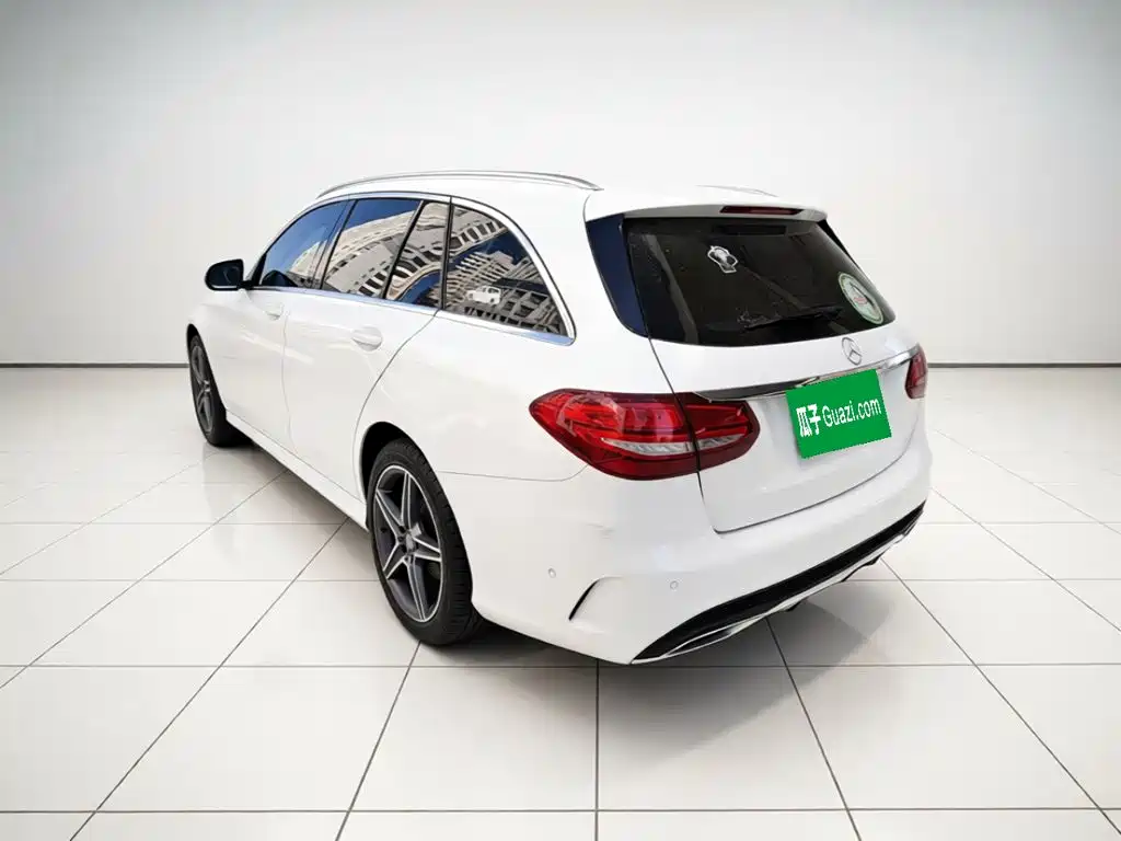 Mercedes-Benz C-Class (Import) — миниатюра 25