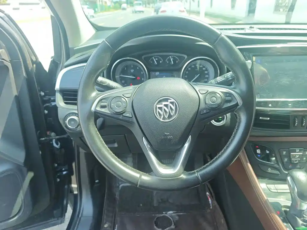 Buick Envision Plus — миниатюра 3