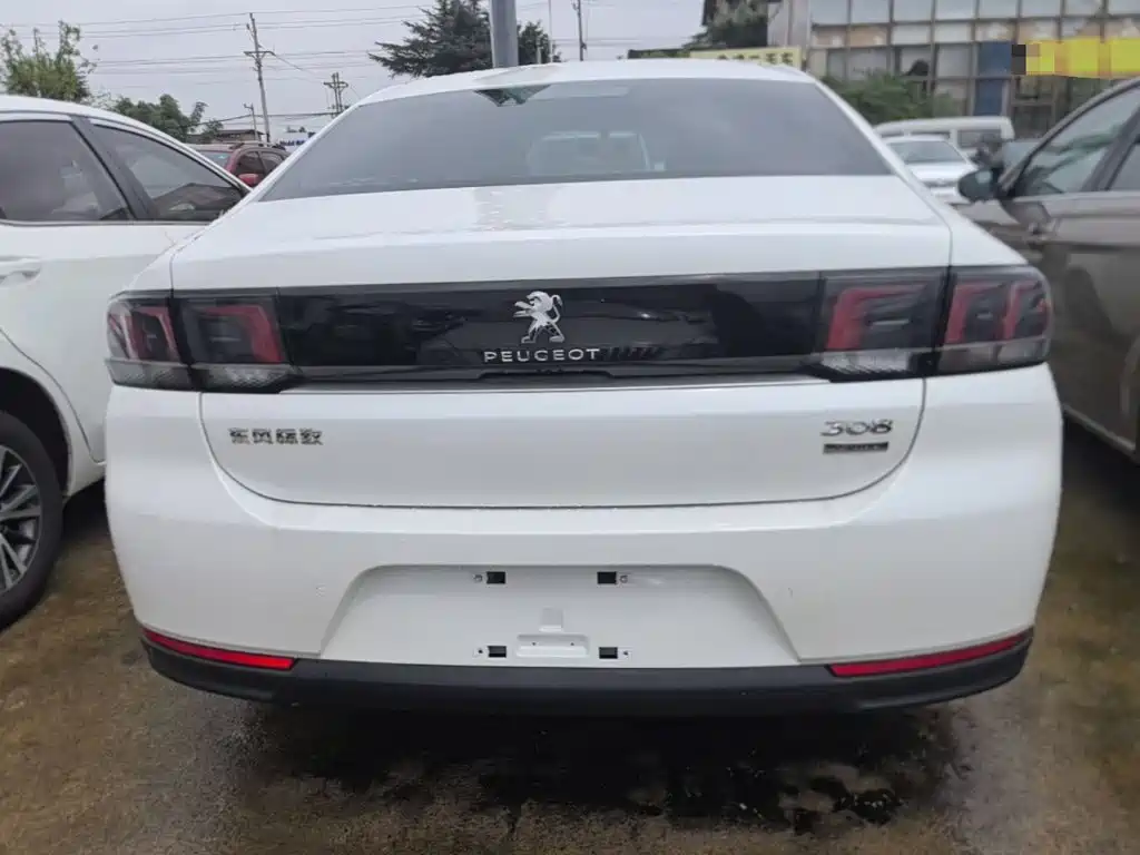 Peugeot 308 — миниатюра 6