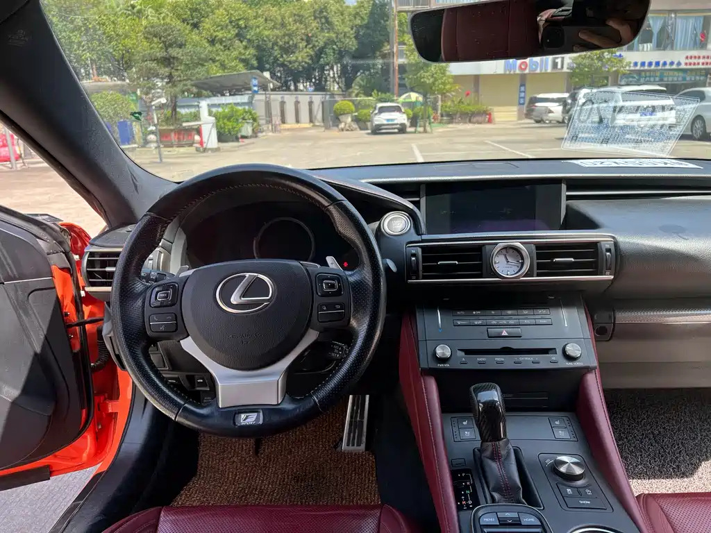 LEXUS RC