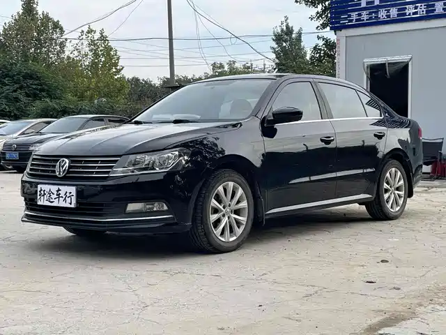 VOLKSWAGEN LAVIDA 2017