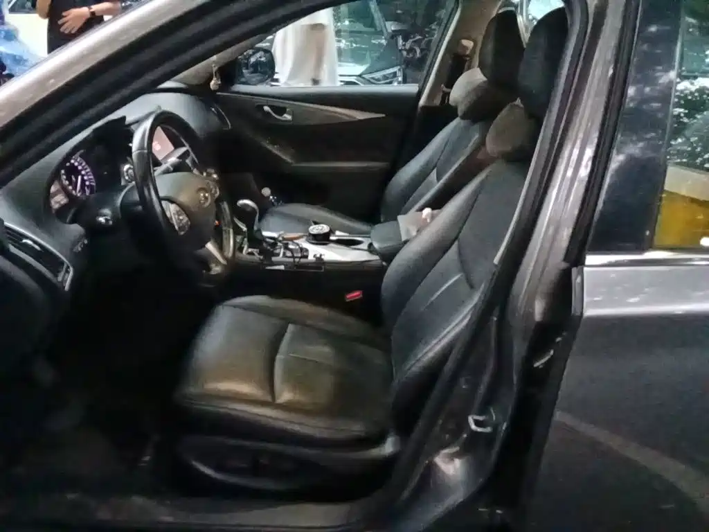 Infiniti Q50L — миниатюра 12