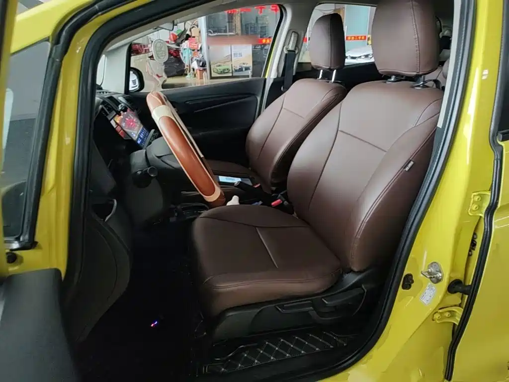Honda Fit — миниатюра 15