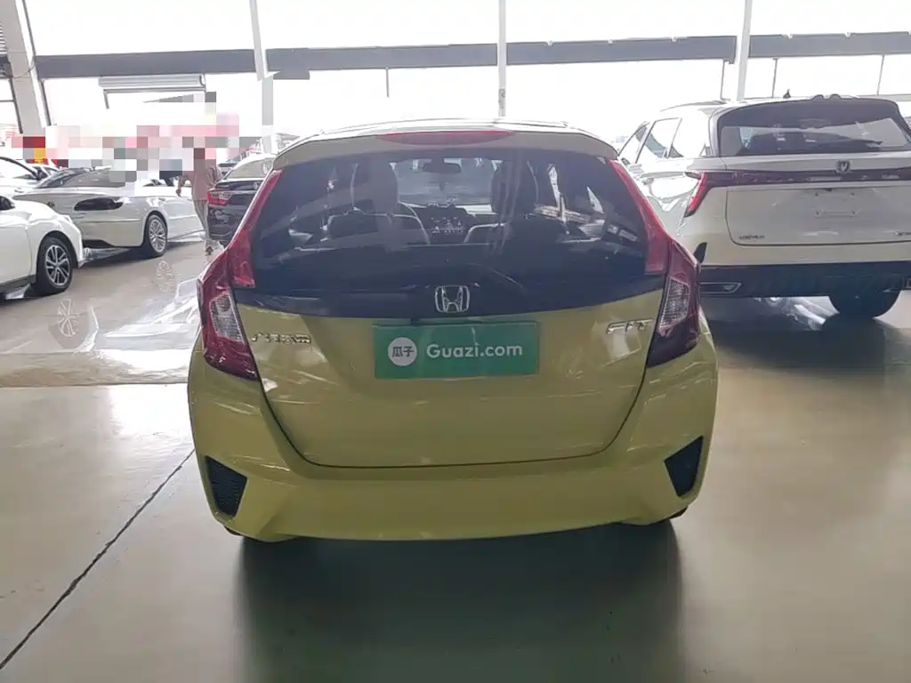 Honda Fit — миниатюра 6